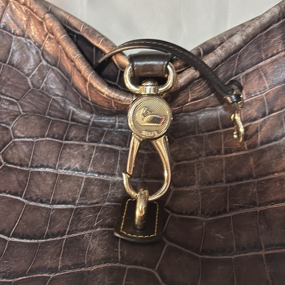 Dooney & Bourke Brown Croco Embossed Leather Logo Lock Hobo Bag with wristlet - Picture 7 of 12